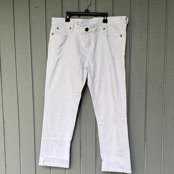 Catherines Denim - Out Catherines White Boyfriend Jeans Size 14